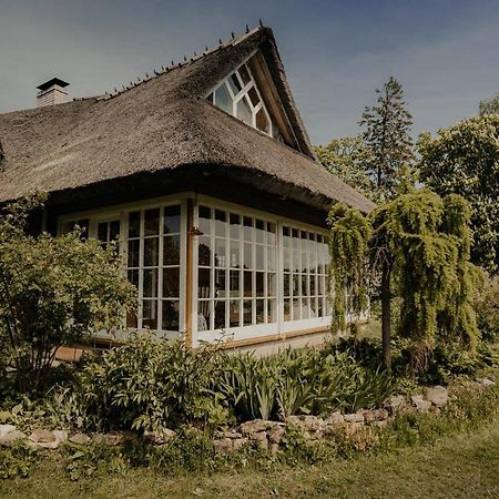Muhu Tonise Talu Hotel Liiva  Bagian luar foto