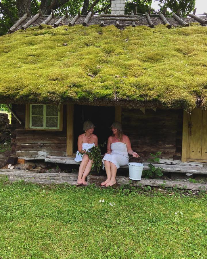 Muhu Tonise Talu Hotel Liiva  Bagian luar foto