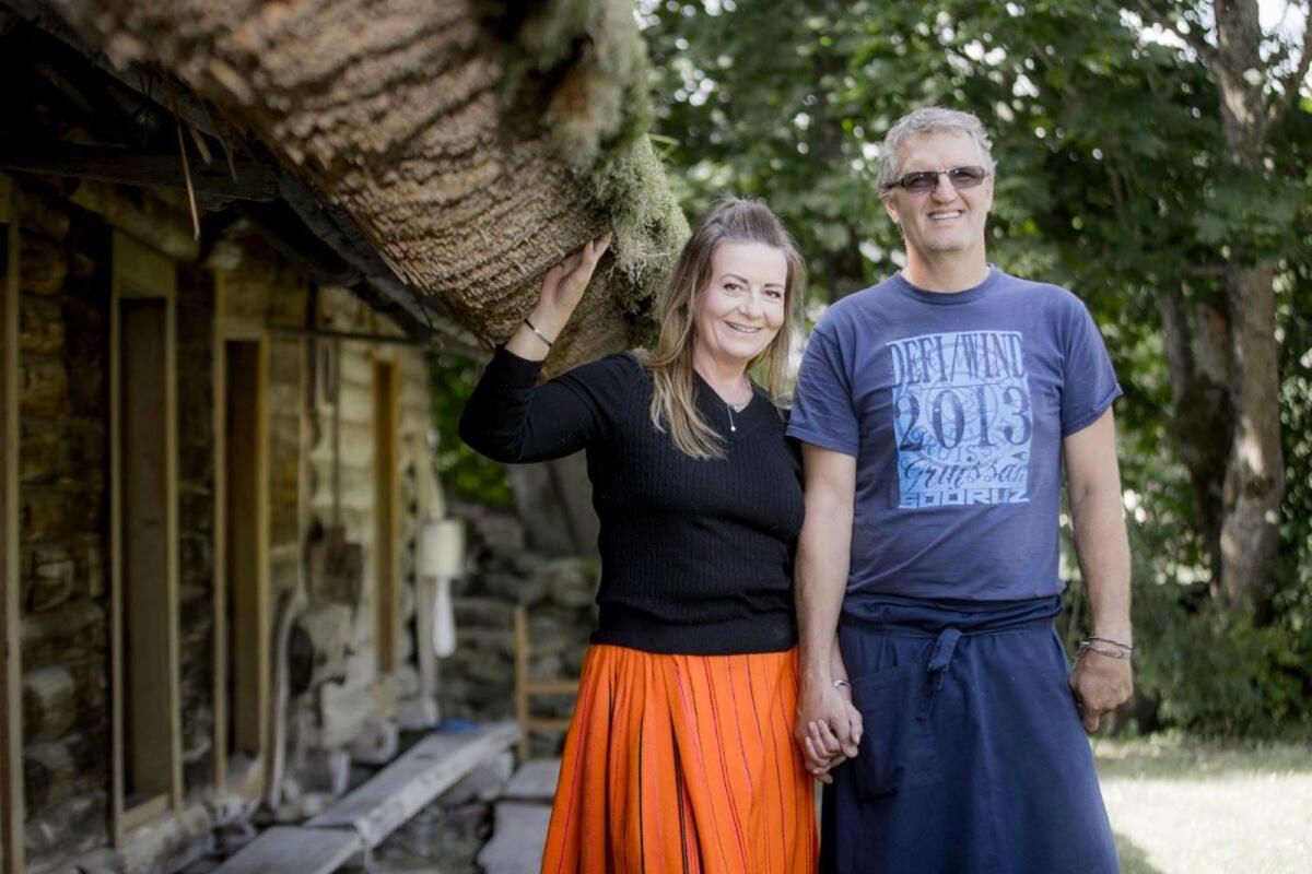 Muhu Tonise Talu Hotel Liiva  Bagian luar foto