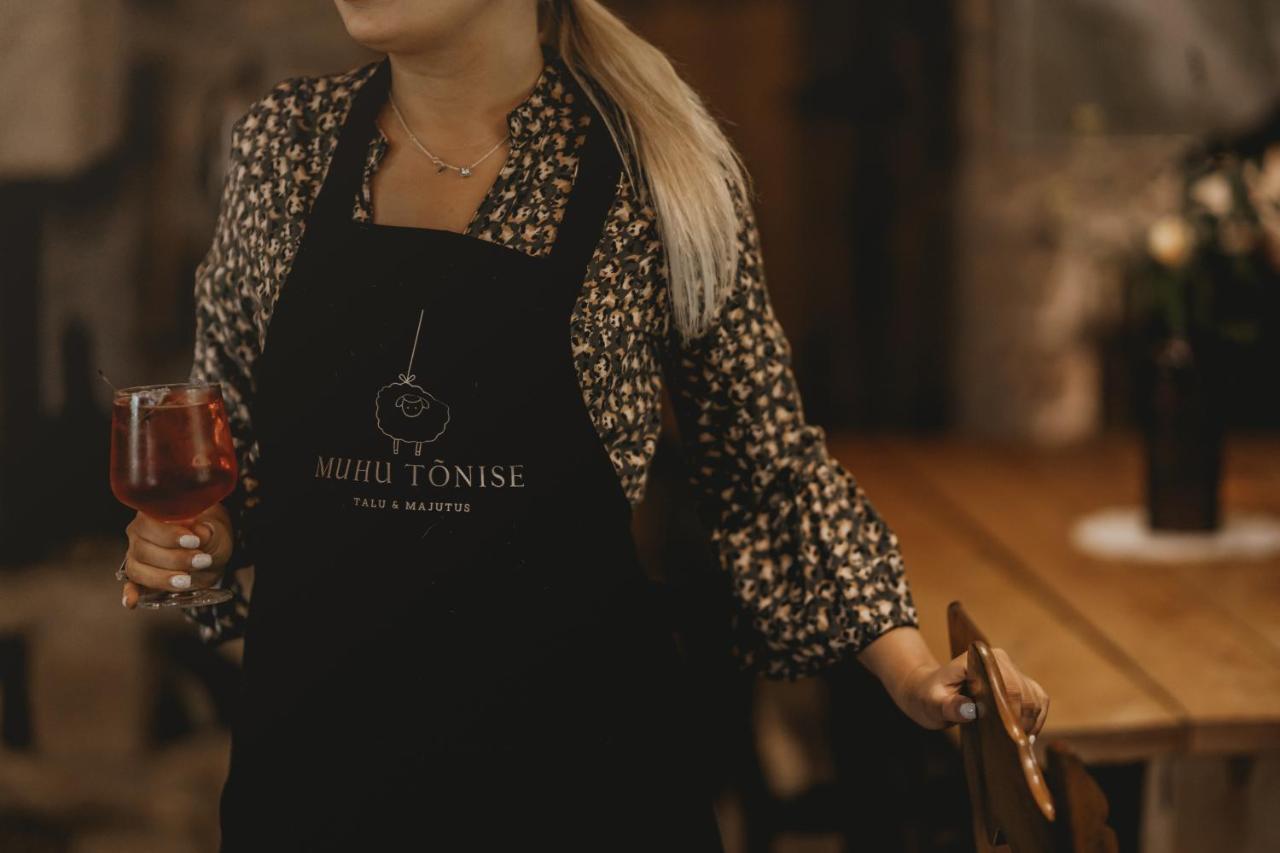 Muhu Tonise Talu Hotel Liiva  Bagian luar foto