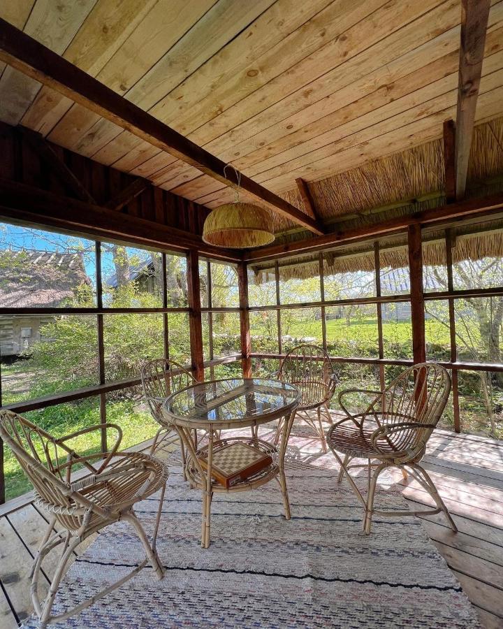 Muhu Tonise Talu Hotel Liiva  Bagian luar foto